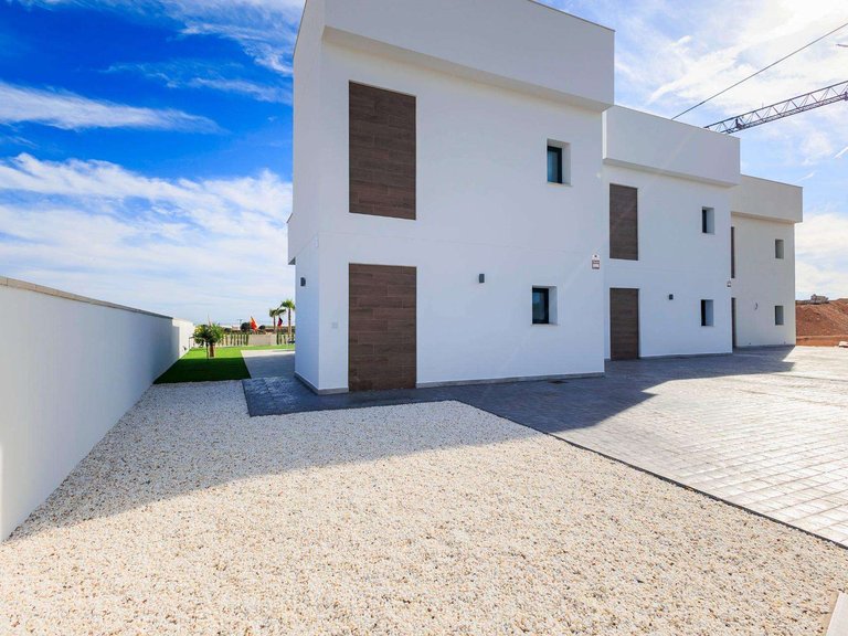 Villa for Sale in Lo Romero Golf, Alicante 50