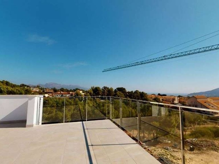 Villa for Sale in La Nucia, Alicante 29