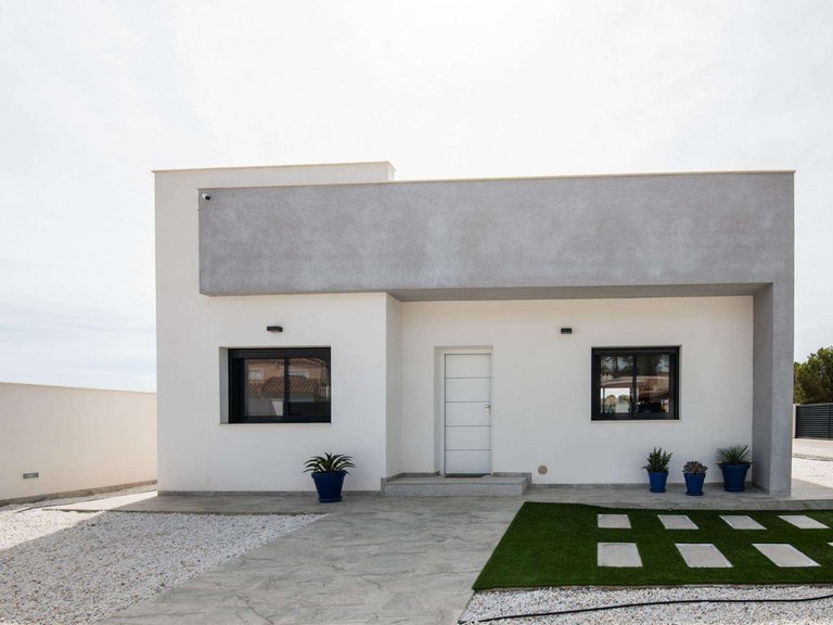 Villa for Sale in Pinar De Campoverde, Alicante 4