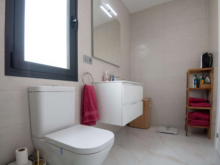 Villa for Sale in Pinar De Campoverde, Alicante 33
