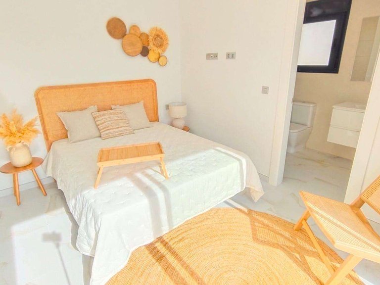 Villa for Sale in Pinar De Campoverde, Alicante 52