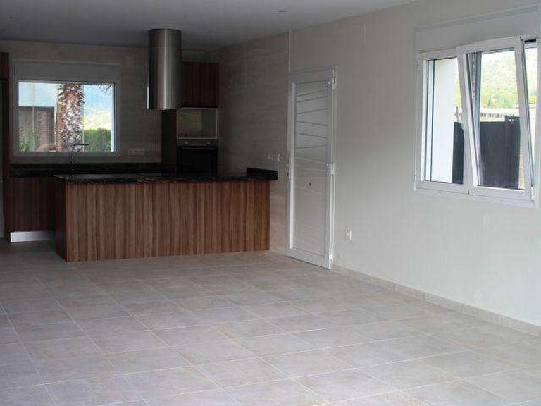 Villa for Sale in La Romana, Alicante 4