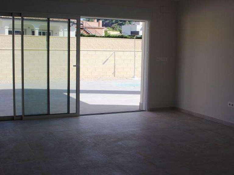 Villa for Sale in La Romana, Alicante 26