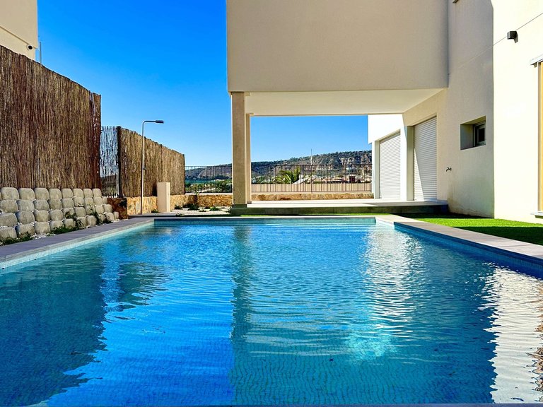 Villa for Sale in La Finca Golf And Spa Resort, Alicante 12