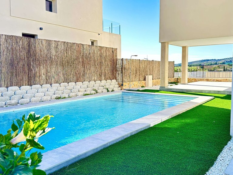 Villa for Sale in La Finca Golf And Spa Resort, Alicante 5