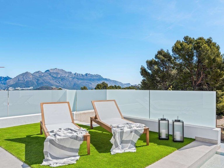 Villa for Sale in Polop, Alicante 46