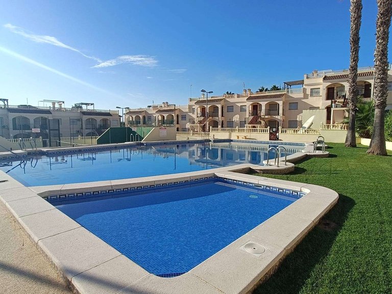Apartment for Sale in Algorfa, Alicante 28