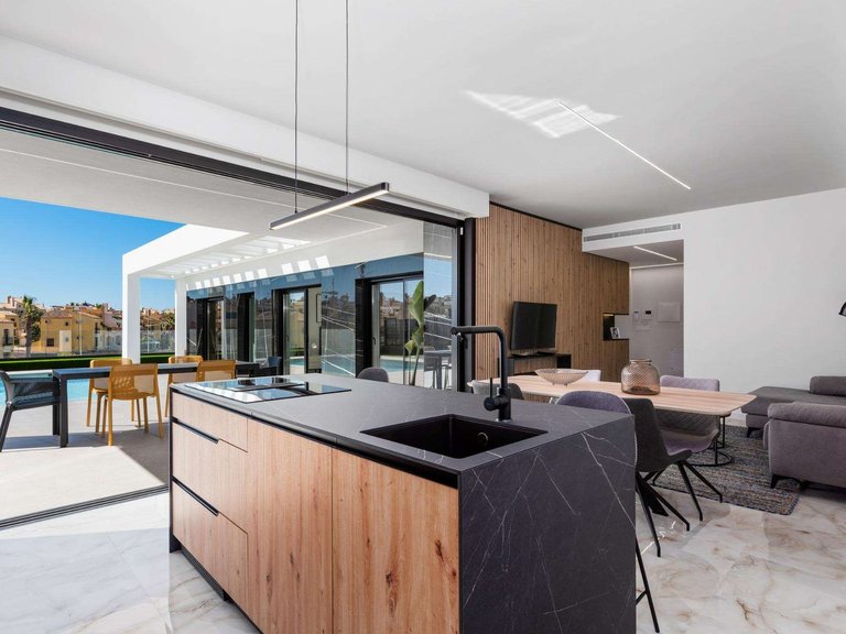 Villa for Sale in La Finca Golf And Spa Resort, Alicante 12