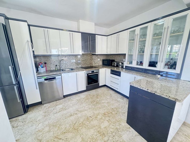 Villa for Sale in Las Ramblas Golf, Alicante 5