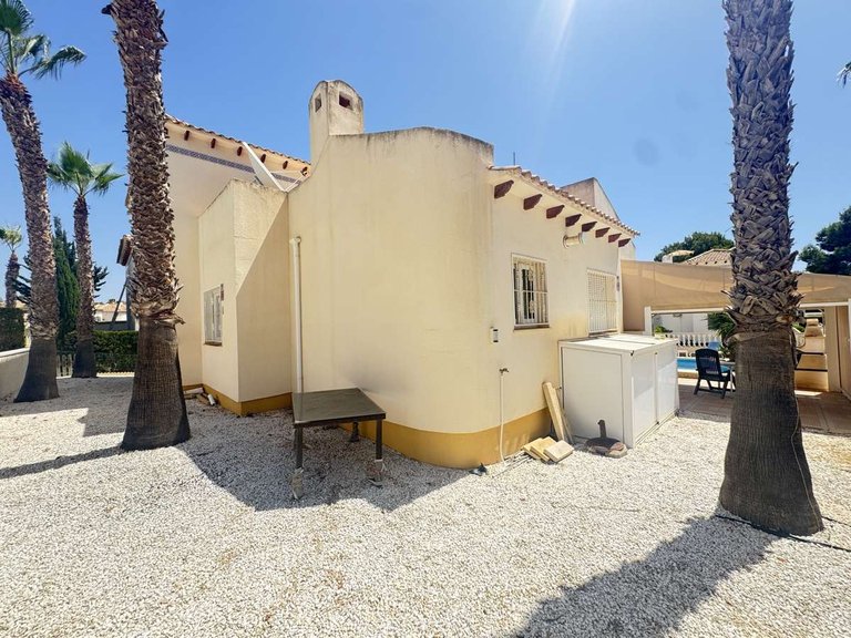 Villa for Sale in Las Ramblas Golf, Alicante 31