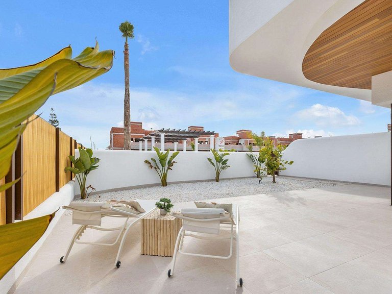 Villa for Sale in Los Alcazares, Murcia 41
