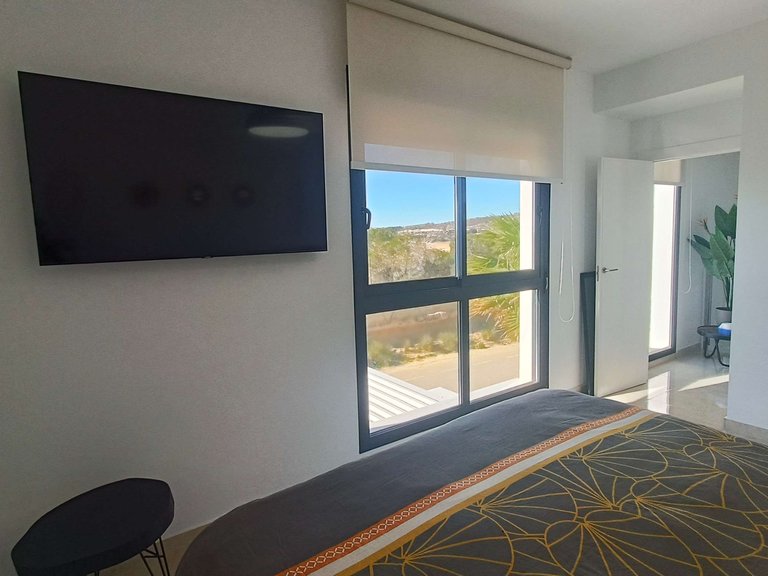 Villa for Sale in La Finca Golf And Spa Resort, Alicante 19