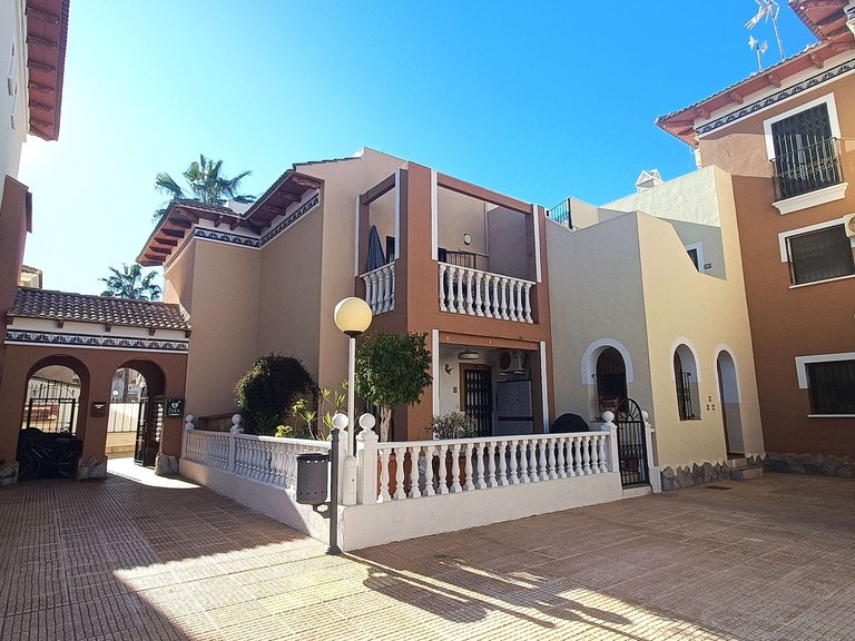 Apartment for Sale in Los AlcÃ¡zares, Alicante 2