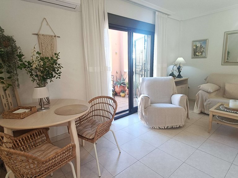 Apartment for Sale in Los AlcÃ¡zares, Alicante 7