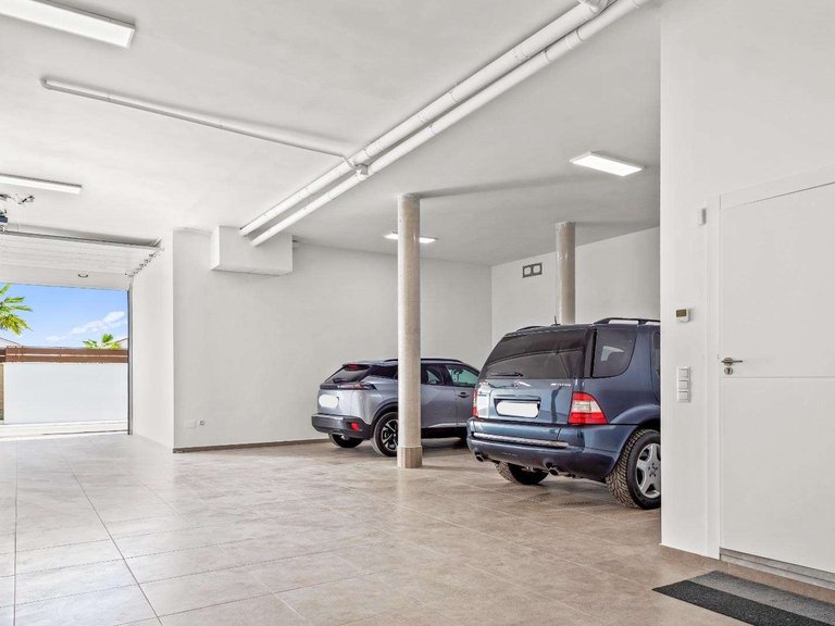 Villa for Sale in Inland Algorfa, Alicante 37