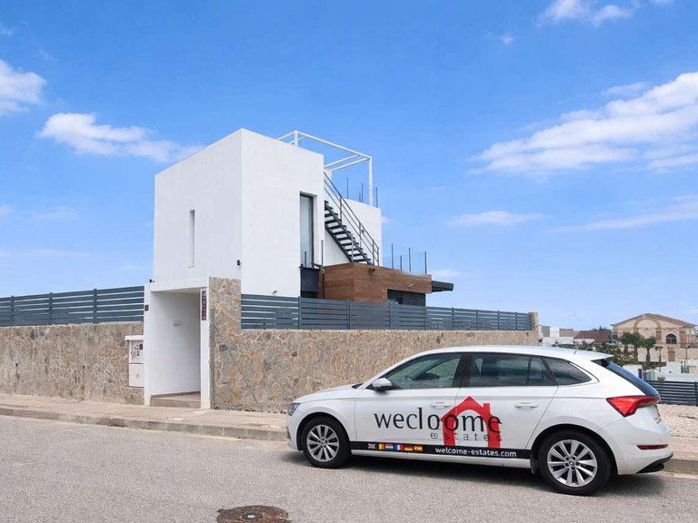 Villa for Sale in Inland Algorfa, Alicante 46
