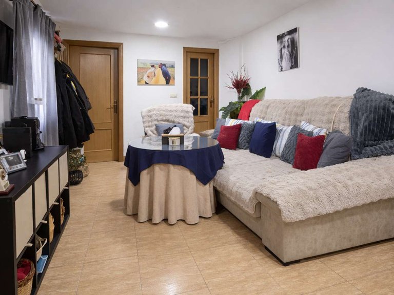 Villa for Sale in Alpera, Alicante 5