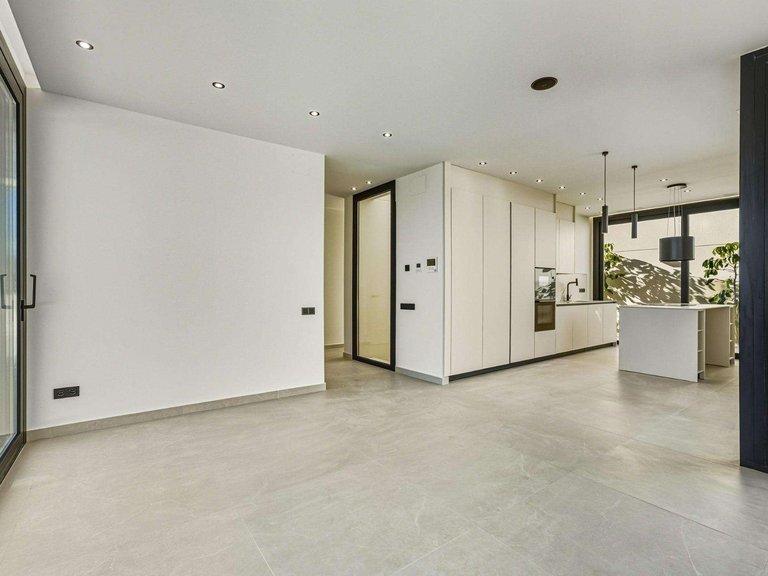 Villa for Sale in Polop, Alicante 11