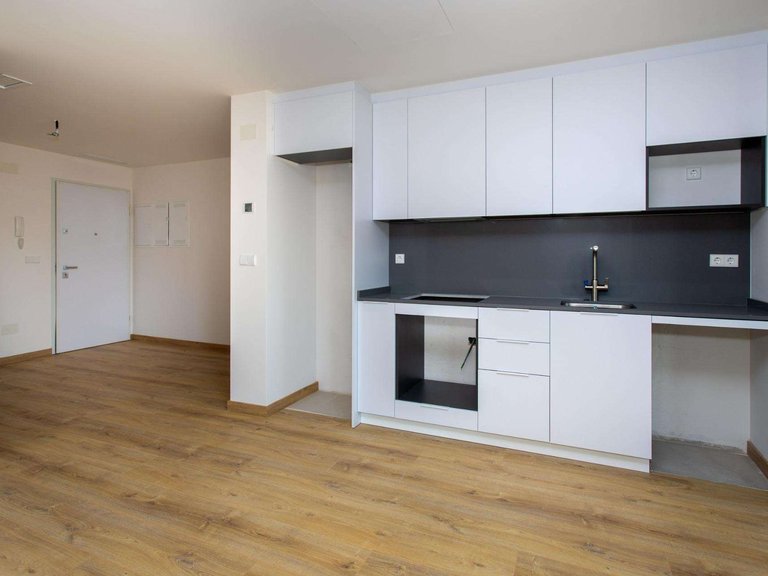 Villa for Sale in HondÃ³n De Las Nieves, Alicante 8