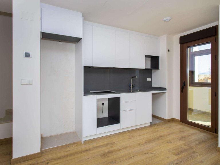 Villa for Sale in HondÃ³n De Las Nieves, Alicante 9