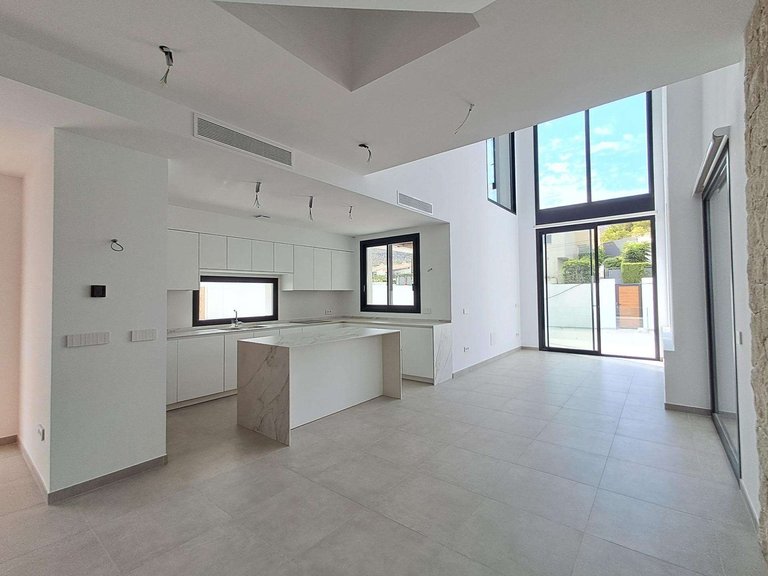 Villa for Sale in Alfaz Del Pi, Alicante 27