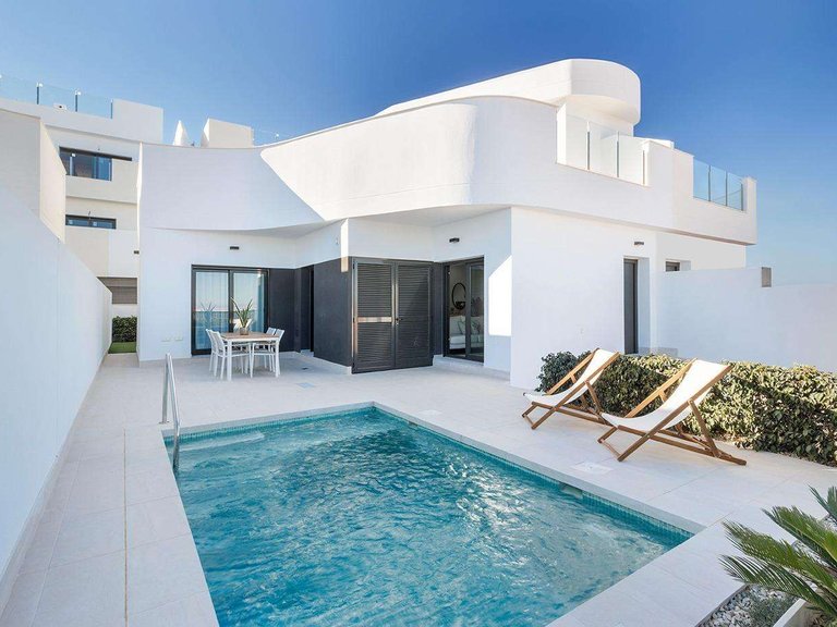 Town House for Sale in Torrevieja, Alicante 1