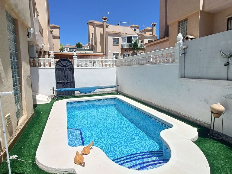 Town House for Sale in Orihuela Costa, Alicante 38
