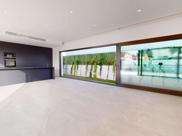 Villa for Sale in Los Alcazares, Murcia 11