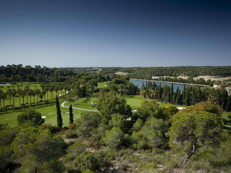 Apartment for Sale in Lomas De Campoamor, Alicante 25
