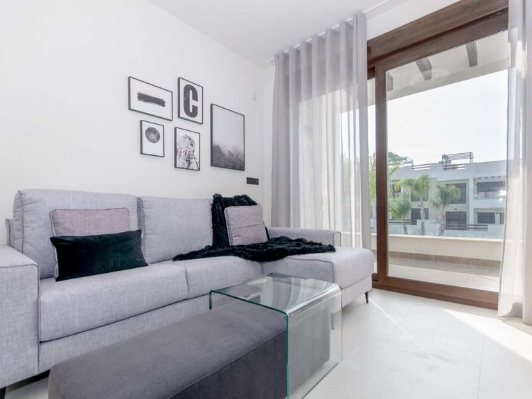 Villa for Sale in Torrevieja, Alicante 5