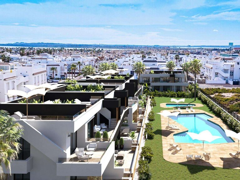 Villa for Sale in Rojales, Alicante 4