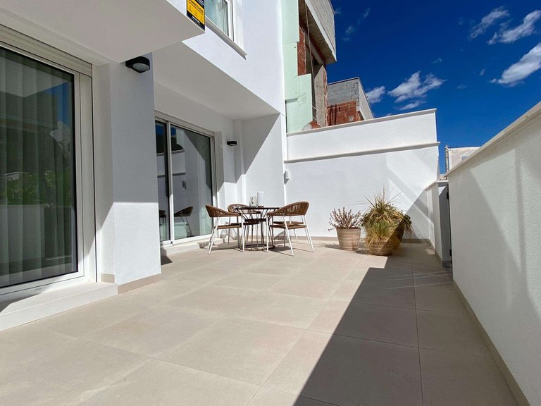 Villa for Sale in Pilar De La Horadada, Alicante 3