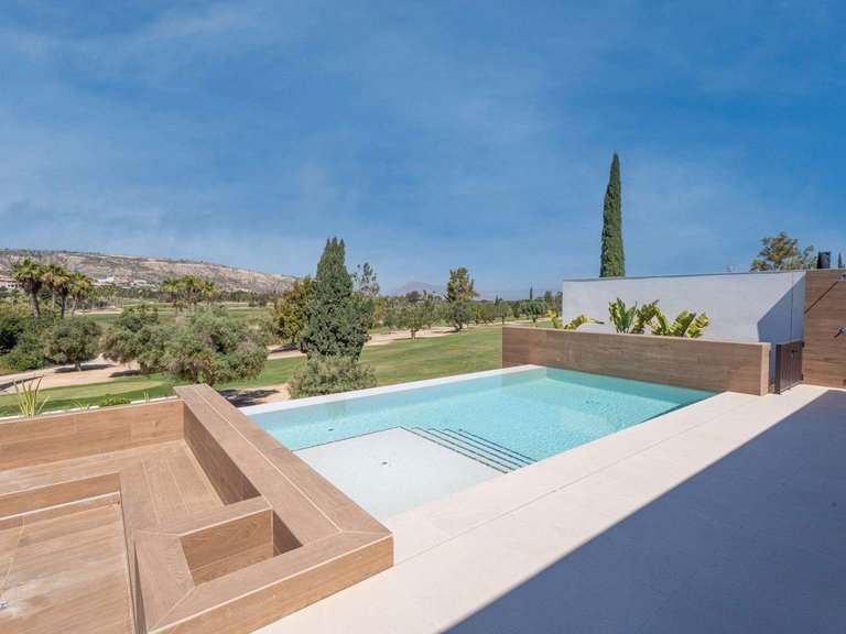 Villa for Sale in La Finca Golf And Spa Resort, Alicante 1