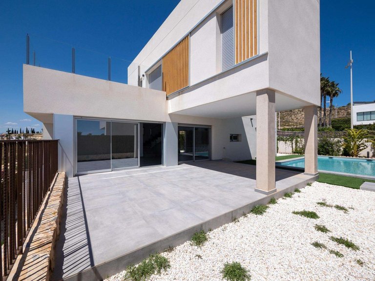 Villa for Sale in La Finca Golf And Spa Resort, Alicante 1