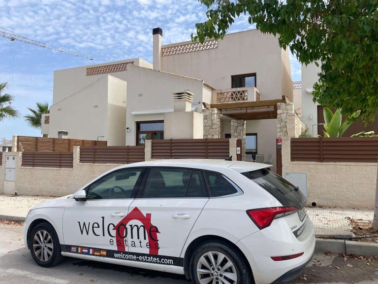 Villa for Sale in Benijofar, Alicante 42