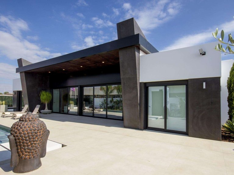 Villa for Sale in Ciudad Quesada, Alicante 1