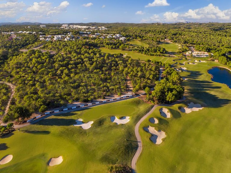 Apartment for Sale in Las Colinas Golf Resort, Alicante 19