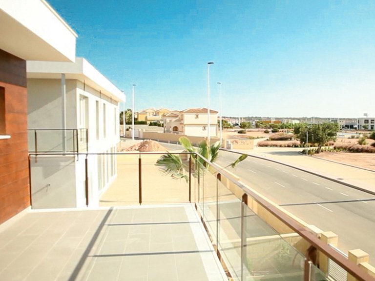Villa for Sale in Gran Alacant, Alicante 8