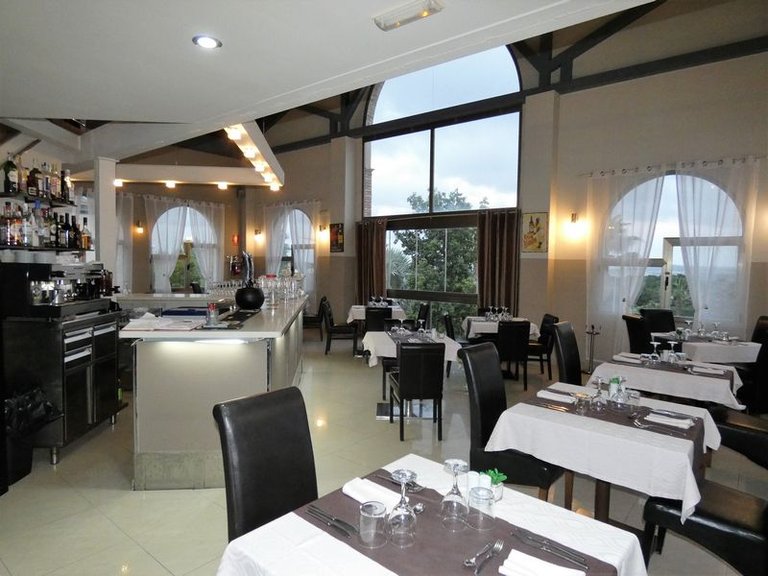 Commercial for Sale in La Finca Golf And Spa Resort, Alicante 2
