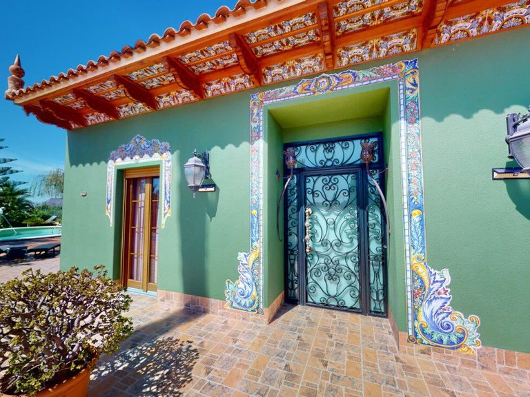 Villa for Sale in Almoradi, Alicante 3
