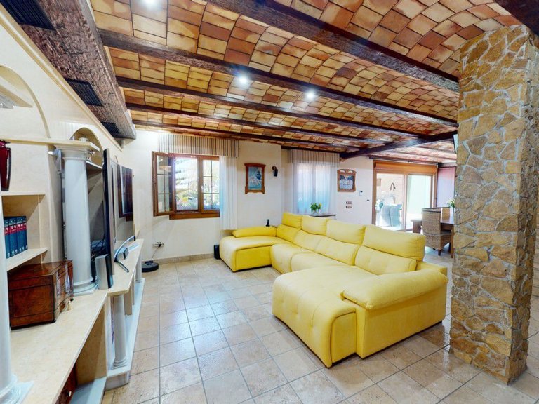 Villa for Sale in Almoradi, Alicante 5