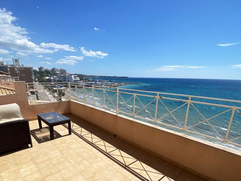 Villa for Sale in Campoamor, Alicante 1