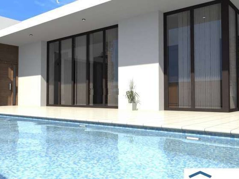 Villa for Sale in La Marina, Alicante 3