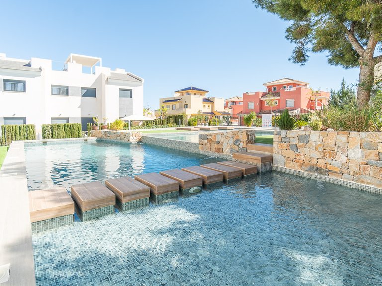 Apartment for Sale in Torrevieja, Alicante 32