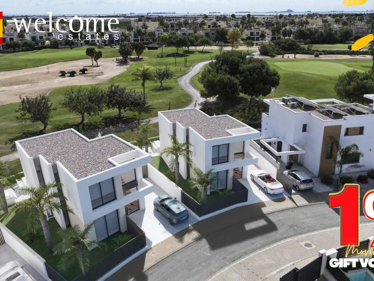 Villa for Sale in Roda Golf And Beach Resort, Murcia 1