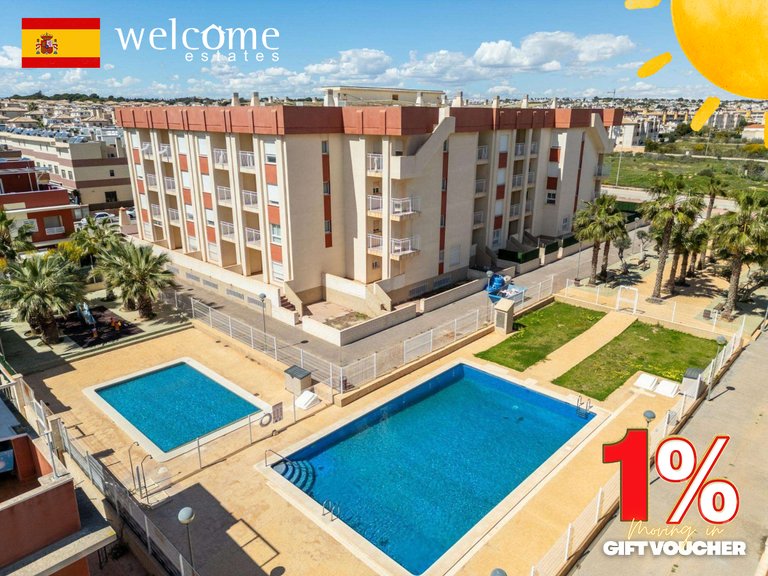 Apartment for Sale in Lomas De Cabo Roig, Alicante 1