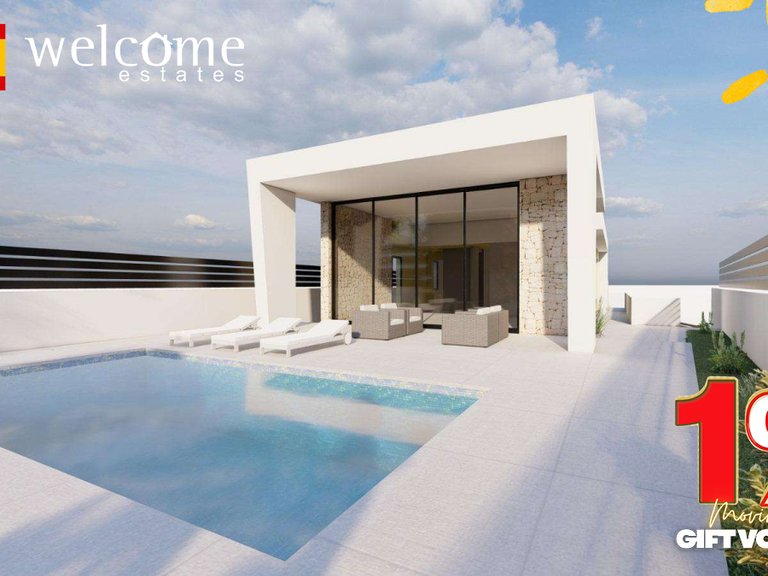 Villa for Sale in Torrevieja, Alicante 1