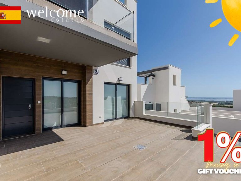 Apartment for Sale in Vistabella Golf, Alicante 1