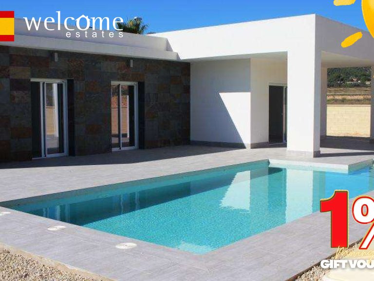 Villa for Sale in La Romana, Alicante 1
