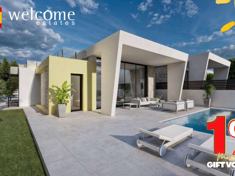 Villa for Sale in Torrevieja, Alicante 1